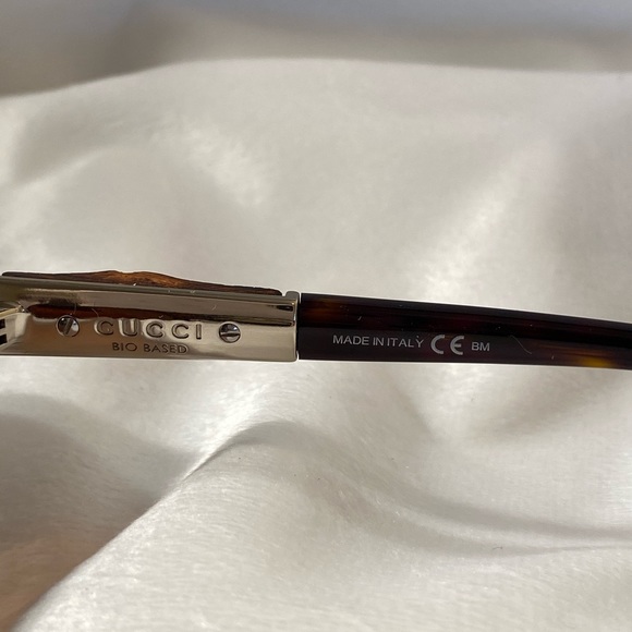 Authentic Gucci sunglasses - Picture 2 of 8